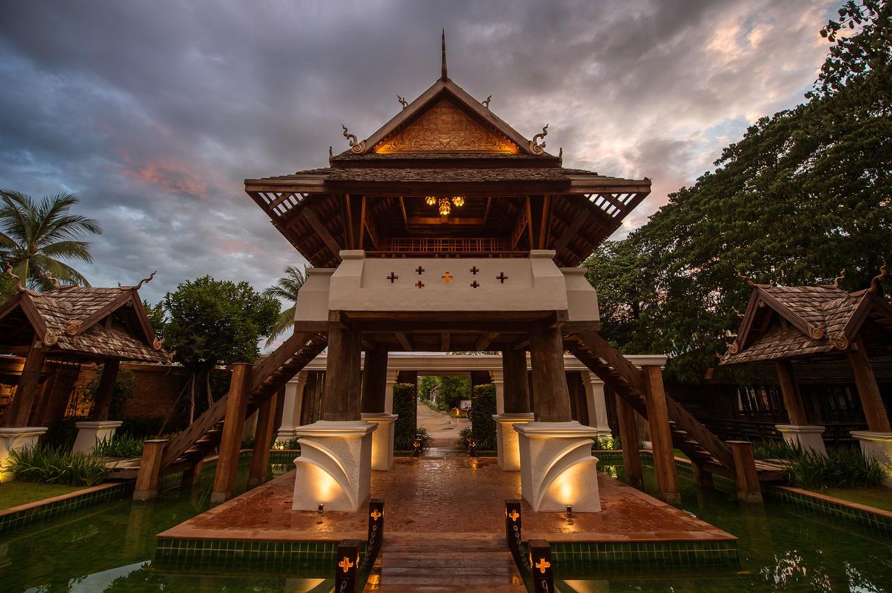 Shinnabhura Historic Boutique Hotel Phitsanulok Exterior photo